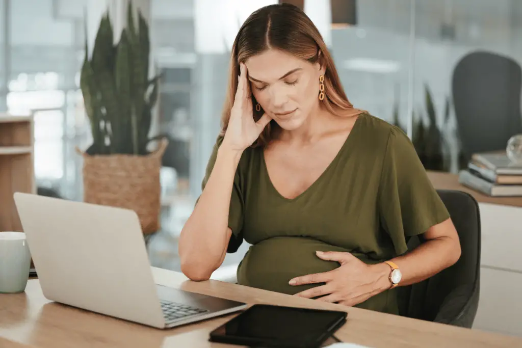 managing stress and anxiety while pregnant